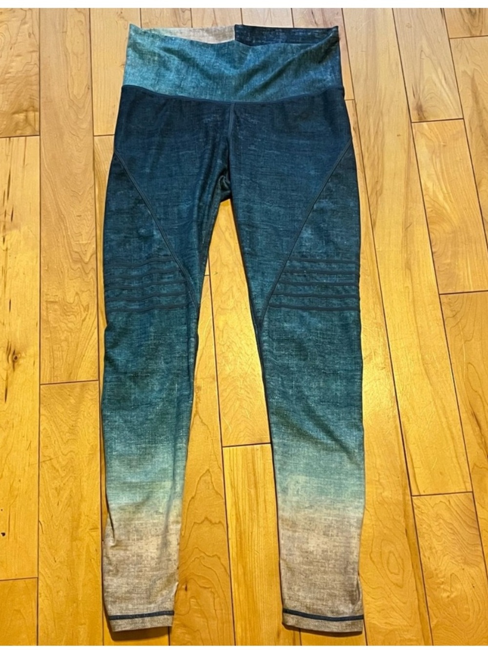 Niyama Sol Blue Tan Ombré Leggings size medium